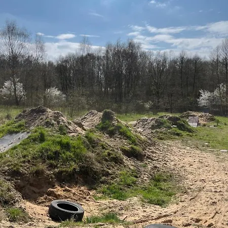 Przytulny Goscinny Lawenda Z Netflixem I Konsola Ps4, Bezplatny Parking شتشيتسين