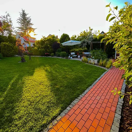 Przytulny Goscinny Lawenda Z Netflixem I Konsola Ps4, Bezplatny Parking شتشيتسين