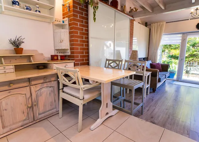 Przytulny Goscinny Lawenda Z Netflixem I Konsola Ps4, Bezplatny Parking *